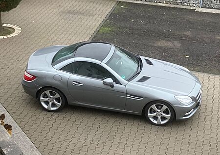 Mercedes-Benz SLK 200 -