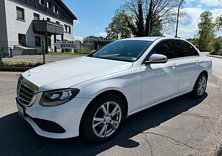 Mercedes-Benz E 200 d Limo. /GARANTIE / KOMPLETT RESTAURIERT