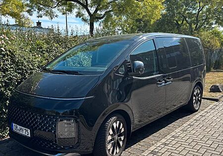 Hyundai Staria 1.6 T-GDI Hybrid Signature Automatik ...