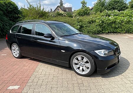 BMW 325d touring -