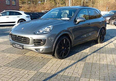 Porsche Cayenne Diesel Pano 21 Zoll AHK Pano Luftfederun