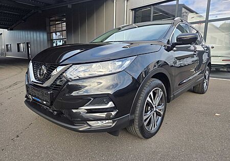 Nissan Qashqai DIG-T 1.2 NAV KAM ele.Sitze Pano PDC v&h