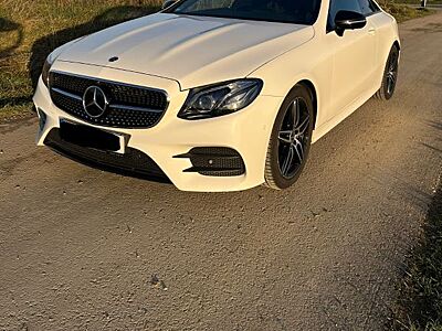 Mercedes-Benz E 200   AMG Line /Burmester/Garantie/360°/Pano/