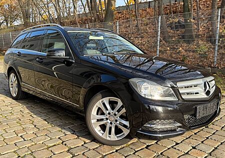 Mercedes-Benz C 180 T-Modell CGI *NAVI*SHZ*KLIMA