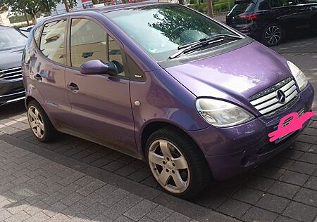 Mercedes-Benz A 190 AVANTGARDE Avantgarde