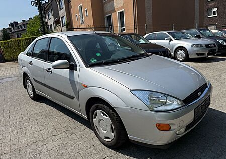 Ford Focus 1.6 Ghia AUTOMATIK TÜV NEU