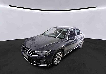 VW Passat Variant Volkswagen GTE 1.4 TSI /TRAVEL/AHK/PDC/SHZ/