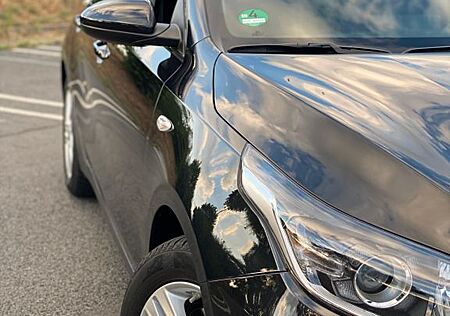 Kia Cee'd / Ceed 1.4 T-GDI Vision Vision