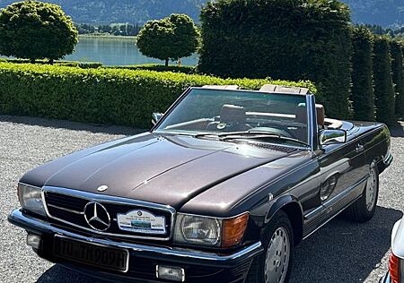Mercedes-Benz SL 560