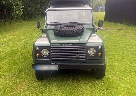Land Rover Defender 90 SW -