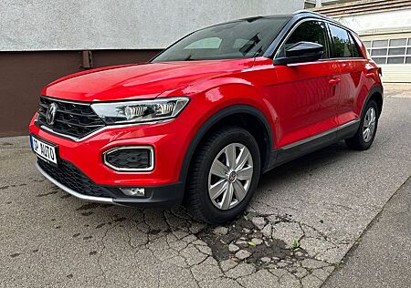 VW T-Roc Volkswagen 1,5 TSI DSG Sport