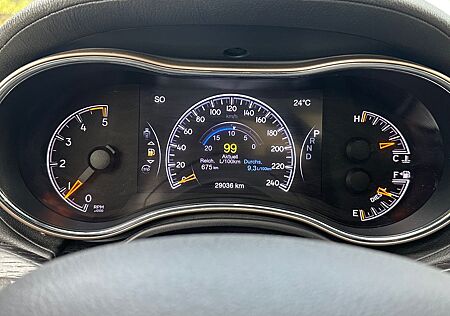 Jeep Grand Cherokee 3.0l V6 Summit Standheizung AHK