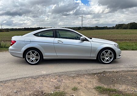 Mercedes-Benz C 180 BlueEFFICIENCY Coupé -