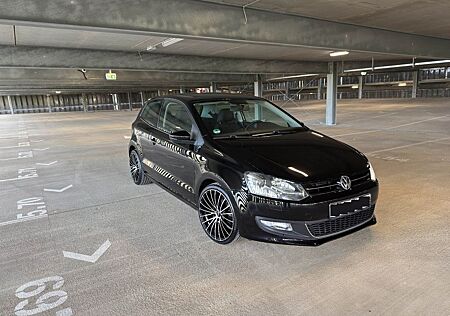 VW Polo Volkswagen 1.2 TSI Highline Xenon Navi Sitzhzg Winterr