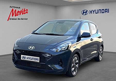 Hyundai i10 1.0 Benzin Trend Klimaautomatik kabelloses L