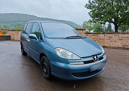 Peugeot 807 2.0 HDI 136 PS