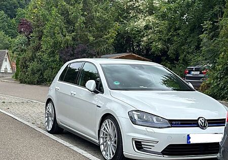 VW Golf Volkswagen 1.4 TSI DSG GTE GTE