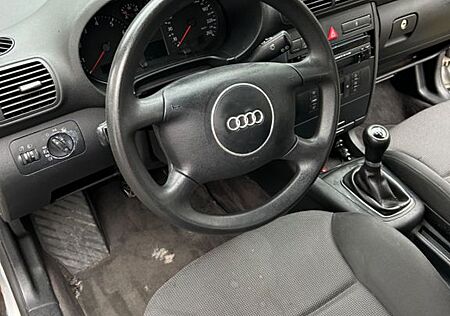 Audi A3 1.6