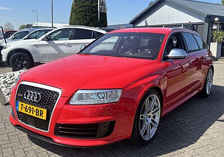 Audi RS6 5.0 TFSI Avant Rood 2009 Youngtimer Document