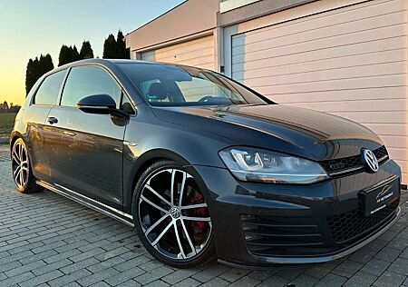 VW Golf Volkswagen VII 7 GTD *DSG*DCC*Dynaudio*