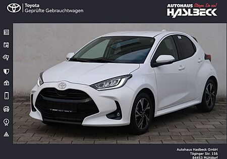 Toyota Yaris Hybrid Teamplayer + Comfort Paket