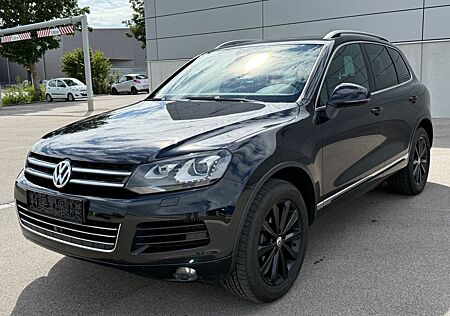 VW Touareg Volkswagen 3.0 TDI XENON PANO LEDER 360KAM AHK LUFT