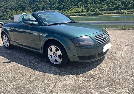 Audi TT Roadster 1.8T 110KW -