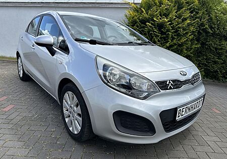 Kia Rio 5 Türig Klima Einparkhilfe Fenster el.