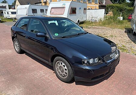 Audi A3 *1.6 Ambition+AUTOMATIK+KLIMA+AHK