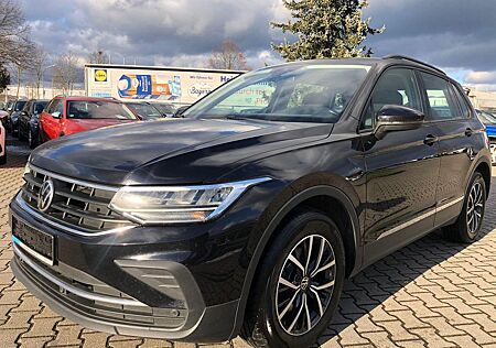 VW Tiguan Volkswagen 2.0 TDI DSG Life LED Navi AHK PDC