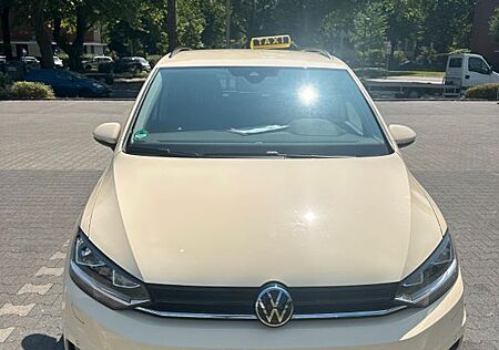 VW Touran Volkswagen Fast neuer Trendline 2.0 SCR 110
