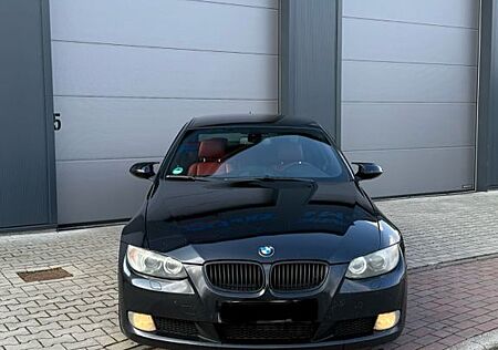 BMW 325d Coupé - F1 - Volleder in Rot - Automatik -