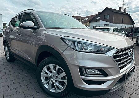Hyundai Tucson CRDi Navi Sportsitze Prurasst. PDC 1-Hand