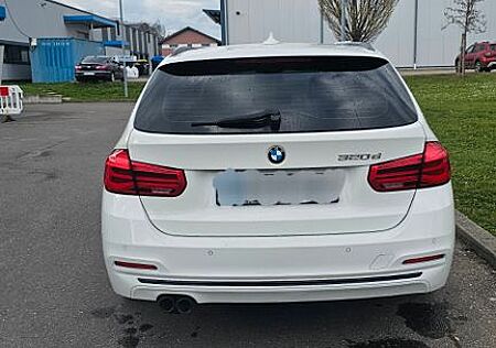 BMW 320d Touring Sport Line Automatic Spo...