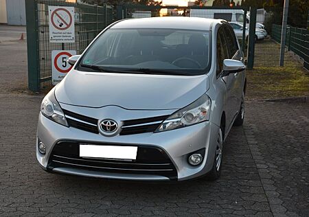 Toyota Verso 1.8l