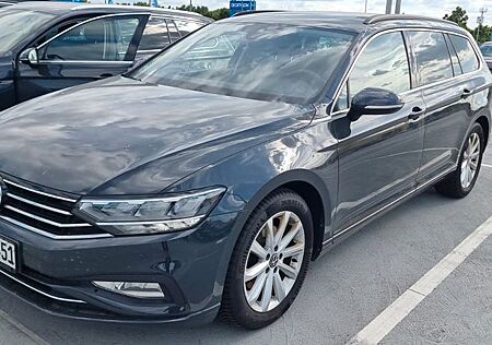 VW Passat Variant Volkswagen 2.0 TDI SCR DSG Business Vari...