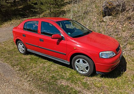 Opel Astra 1.6 Elegance Rentnerfahrzeug 1. Hand