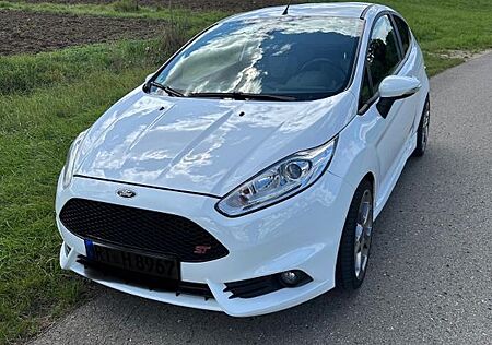 Ford Fiesta 1,6 EcoBoost ST Leder-Sport-Paket ST ...