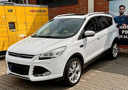 Ford Kuga 2,0TDCi 4x4 120kW Champions Ed. PowerSh...