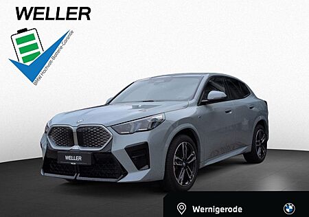 BMW iX2 xDr 30 AHK,SHZ,Ada.LED,DaPro,HUD,H/K,LivePro