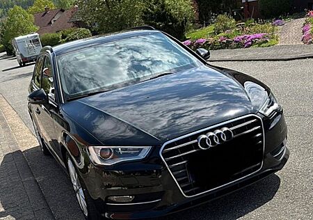Audi A3 2.0 TDI S line, TÜV, Wenig KM, 8Fach, Leder