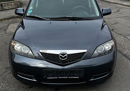 Mazda 2 1.4 TÜV 11/25 Neue Batterie AHK