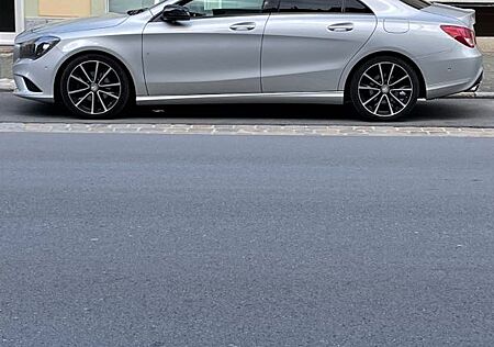 Mercedes-Benz CLA 200 Urban Urban