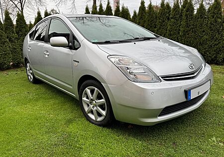 Toyota Prius 2 Hybrid1.5-l-VVT