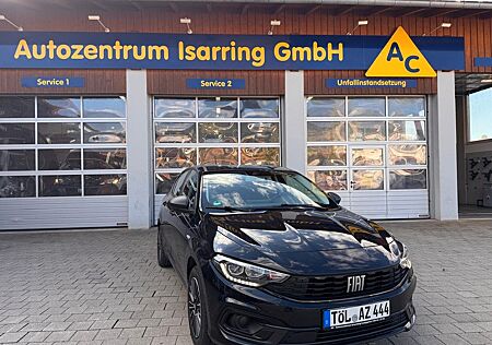 Fiat Tipo Cross Hybrid