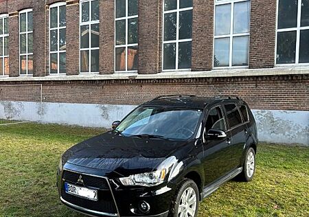 Mitsubishi Outlander 2.0 MIVEC 2WD - 1.Hand