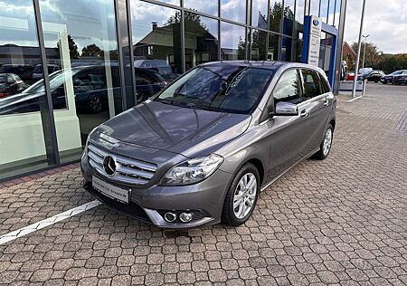 Mercedes-Benz B 180 DCT Navi-Kamera-SHZ-PDC-Tempomat