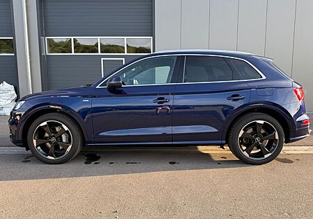 Audi Q5 -55 TFSI Quattro+S-Line+Alu 20"+AHK+Luftfeder+
