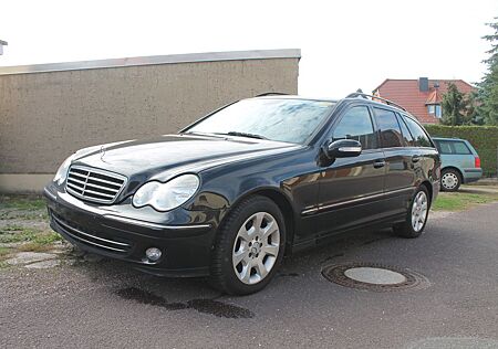 Mercedes-Benz C 180 KOMPRESSOR T AVANTGARDE Avantgarde