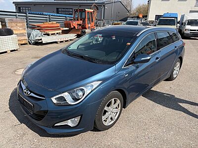 Hyundai i40 cw blue Style *1.HAND*TÜV 03/27*KLIMA*PANO